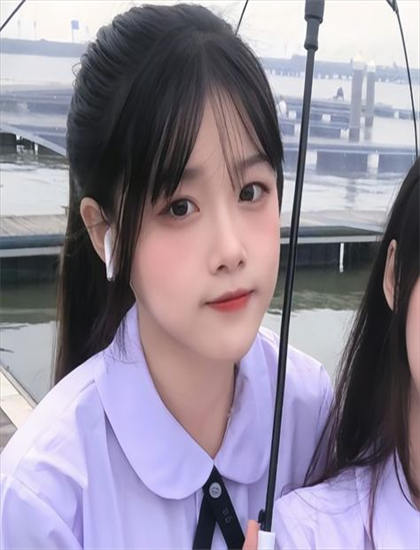 《漫影寻踪》象征隐喻先锋解析：符号意义与深层寓意探讨